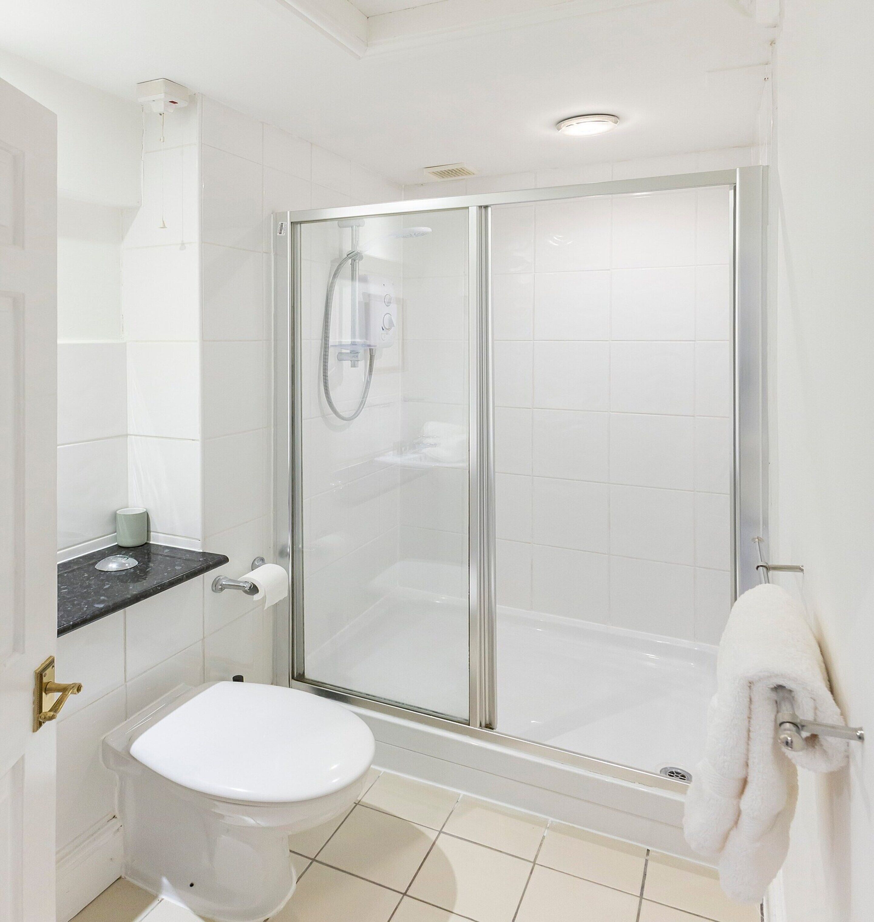 House | Bathroom