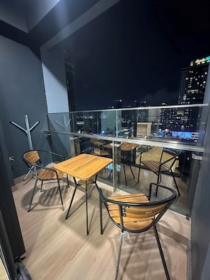Deluxe Apartment, City View | Outdoor dining - Lumiere Luxury Residence (Thu Duc)