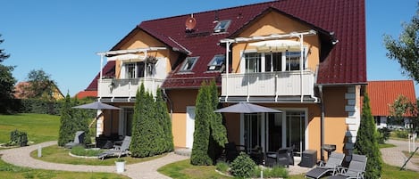 المنشأة من الخارج