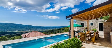 Maison (Two Bedroom Holiday Home) | Vue depuis l’hébergement