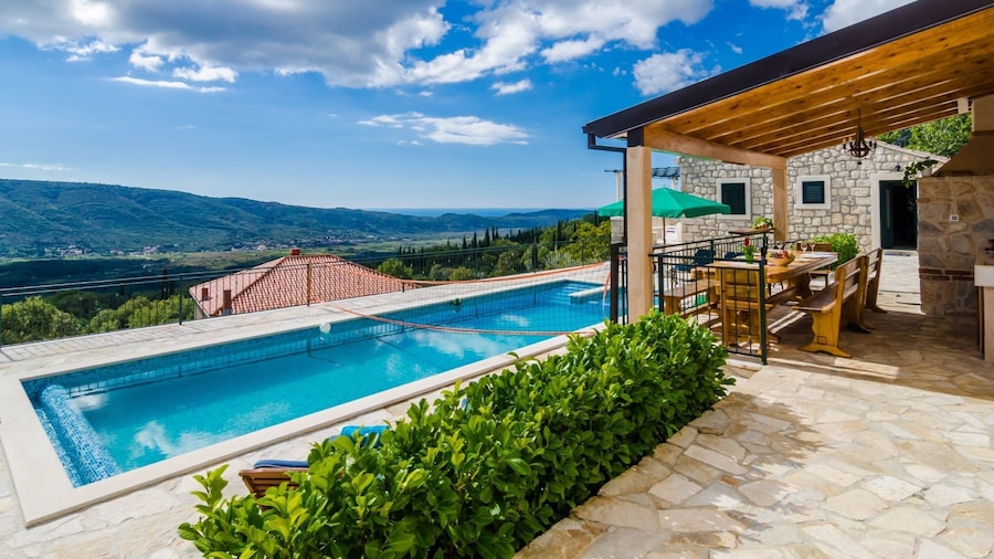 Villa Danica Horizon Escape