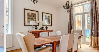 Spacious Edwardian house ideal for corporate stays