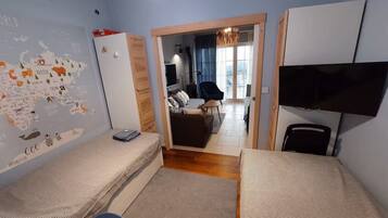 House (Four bedroom Villa) | 4 bedrooms, cribs/infant beds