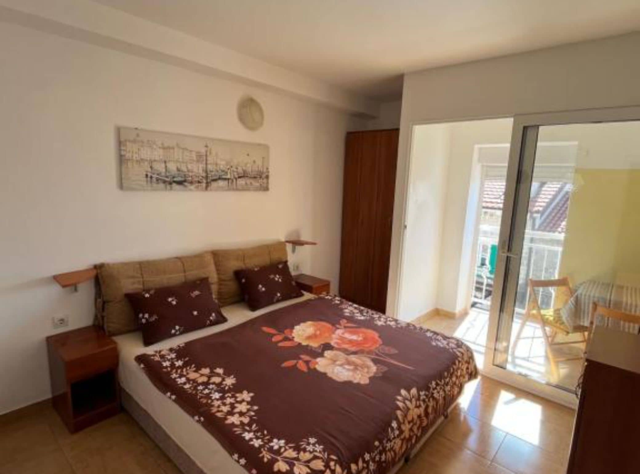 Studio (Studio with Sea View (App 2))