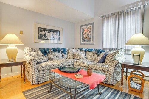 2 Mi to Main St & Beach! Family Home in Edgartown