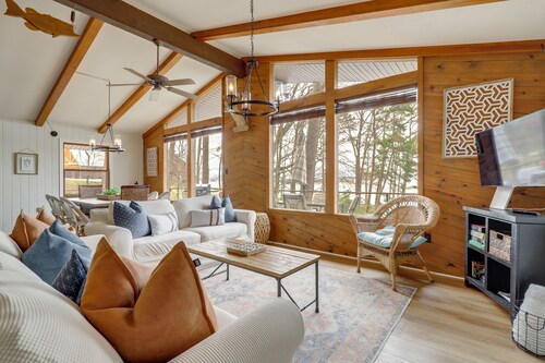 Dock, Deck + Views: Cherokee Lake Retreat!