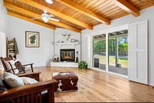 Charming Wine Country Retreat