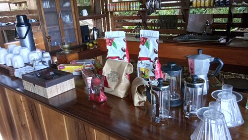 Charming 1-bedroom lodge near Puerto Princesa City perfect for getaway