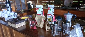 Charming 1-bedroom lodge near Puerto Princesa City perfect for getaway