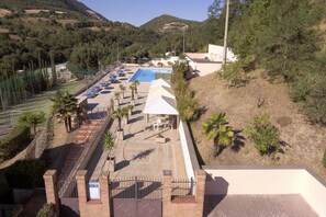 Pool - Holiday Home in Assisi near Mount Subasio (Assisi)