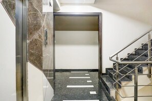 Interior - Elite Stays at Viman Nagar Kharadi (Pune)