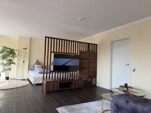 2 dormitorios, tabla de planchar con plancha, wifi y ropa de cama