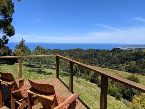27-Acre Off-Grid Retreat | Ocean Views + Waterfall