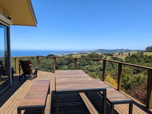 27-Acre Off-Grid Retreat | Ocean Views + Waterfall