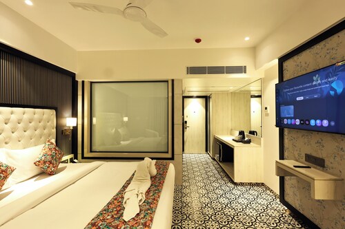 SiO Suites
