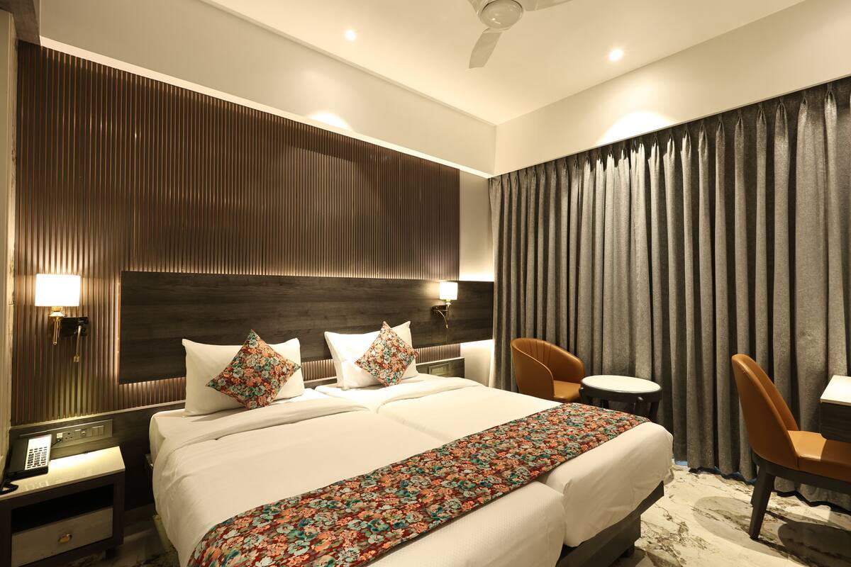 华丽双床房, 城市景观