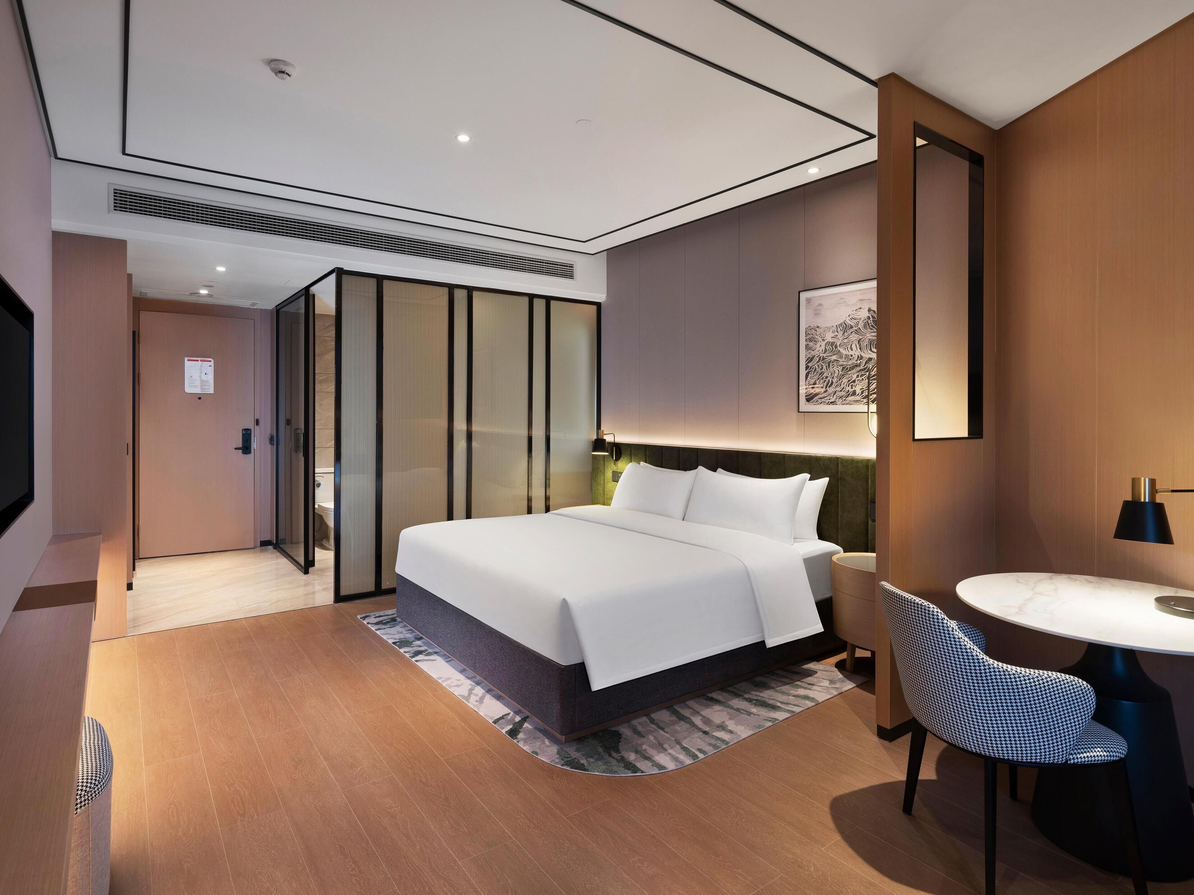 Room, 1 King Bed, Accessible | Free WiFi