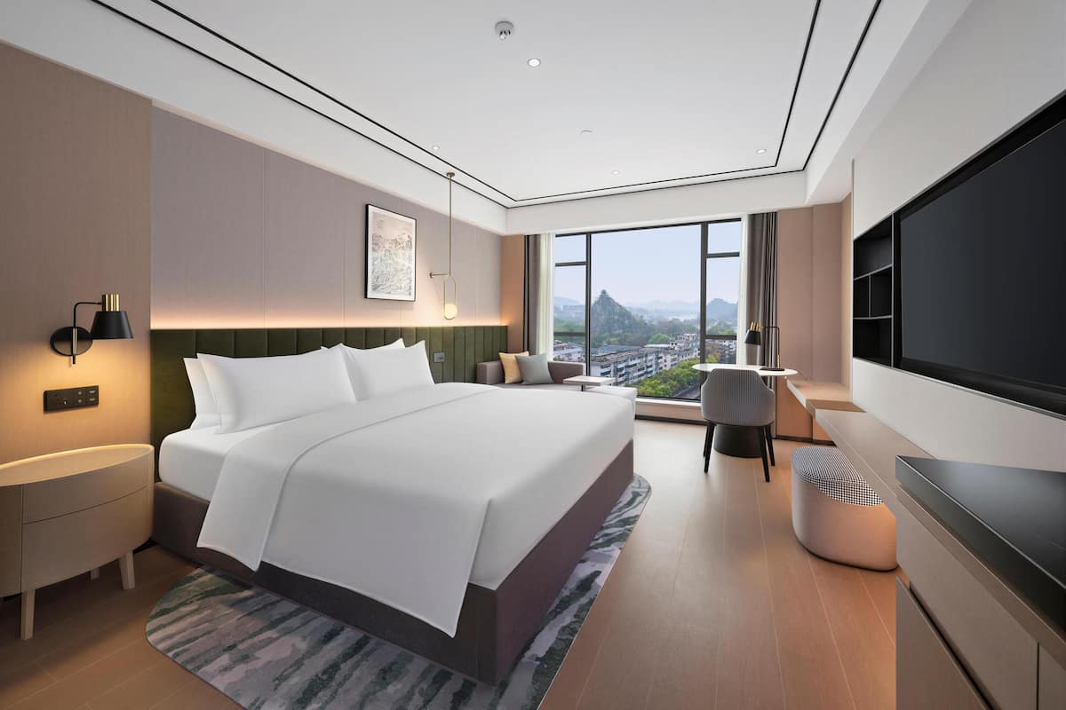 Room, 1 King Bed | Free WiFi
