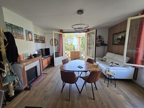 Living area - Apartment 50 m from Bassin plage Joigny (Arcachon)