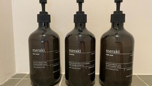 シャワー、石鹸、トイレットペーパー