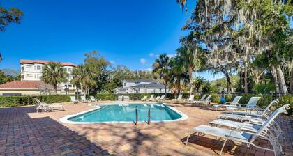 Beach, Eats, Shops! Sunny Stay in our New 3BR Townhome in Peaceful Palm Coast FL