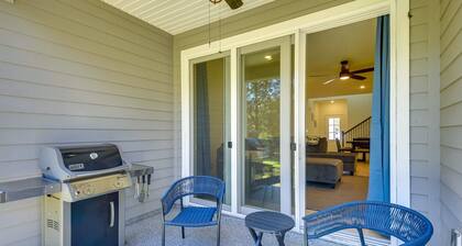 Beach, Eats, Shops! Sunny Stay in our New 3BR Townhome in Peaceful Palm Coast FL