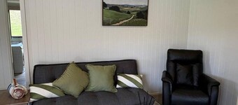 Alpaca Farm Retreat - Peaceful Rural Escape
