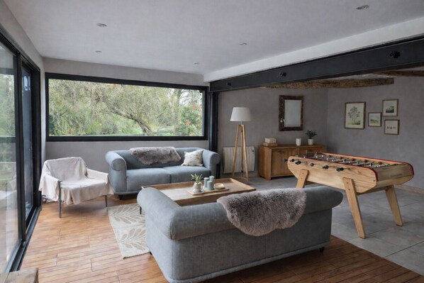 Living area - Le Clos du Château & SPA (Saint-Martin-le-Gaillard)