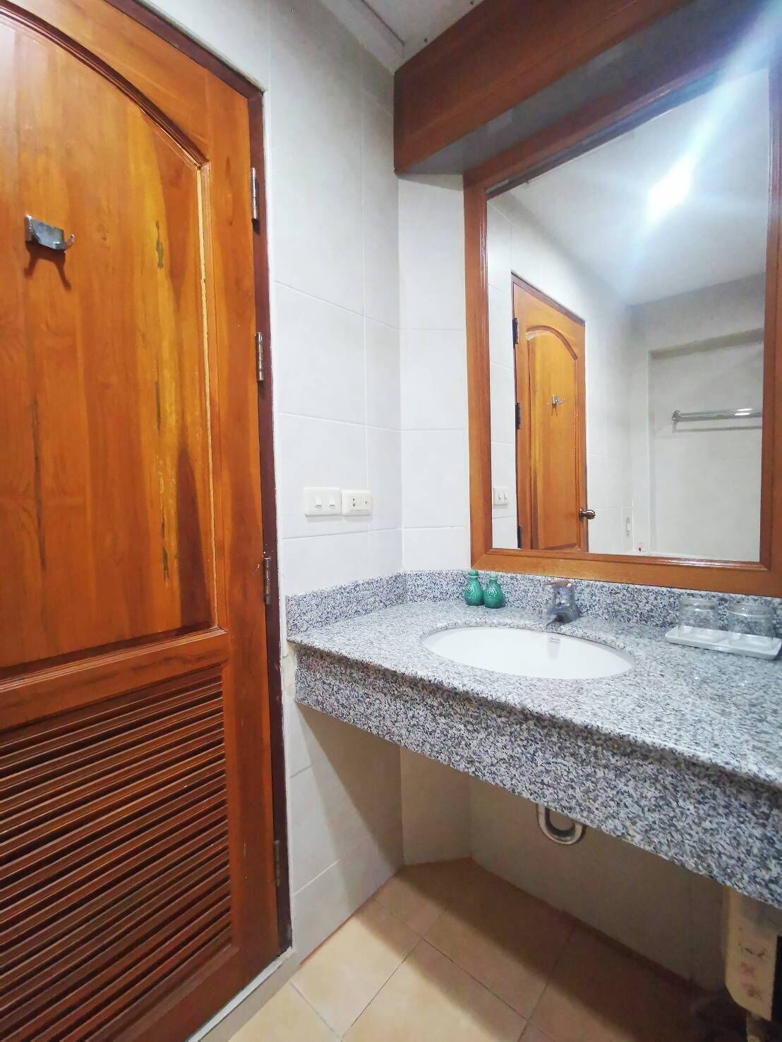 Phòng Deluxe, 1 giường cỡ king, không hút thuốc | Phòng tắm