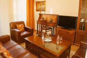 Superior-Maisonette, Stadtblick | Wohnbereich