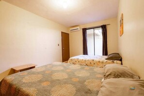 2 bedrooms, free WiFi, bed sheets - Condo 2 | Beachfront | Steps to Malecon | Sleeps 10 (San Felipe)