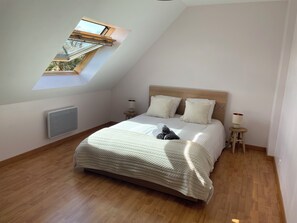 3 bedrooms, iron/ironing board, free WiFi, bed sheets - Le gîte de saint pabu, la perle des Abers, à 5 min de toutes les plages (Saint-Pabu)