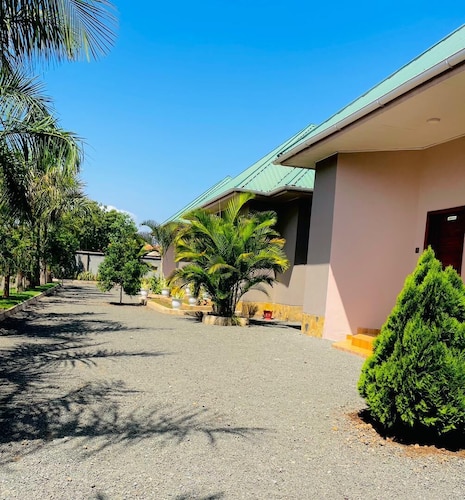 Paki Hotels&apartment