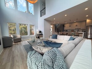 Smart TV, offices, printers - Luxury Chesapeake Bayfront Home w/ Private Beach (Lusby)
