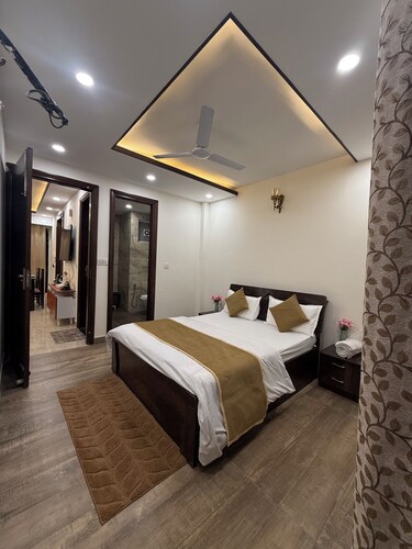 Tranquil 2-bedroom apartment with AC in Dehradun