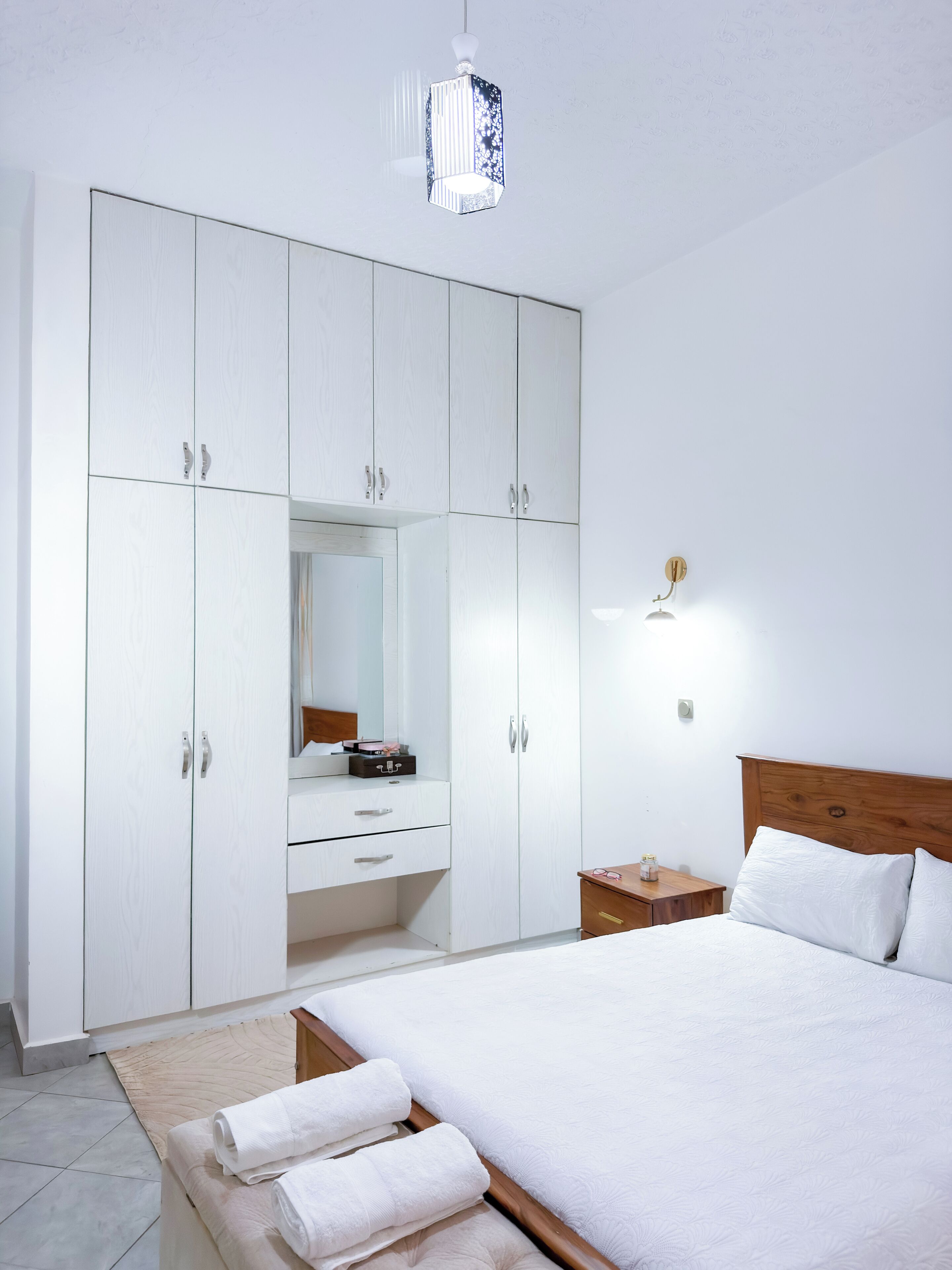 Apartment, Balkon, Gartenblick