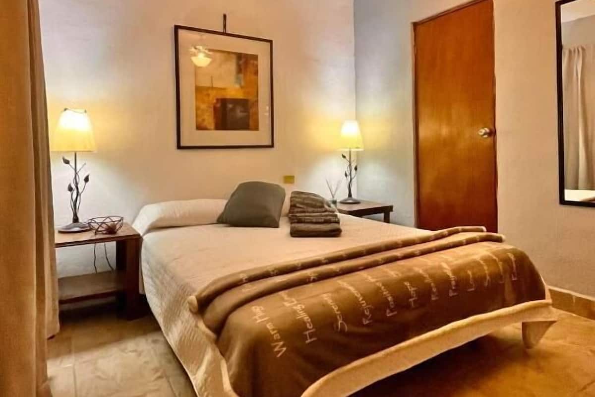 Deluxe Room, Courtyard View