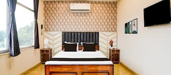 Super Hotel O Shalimar Railway Junction