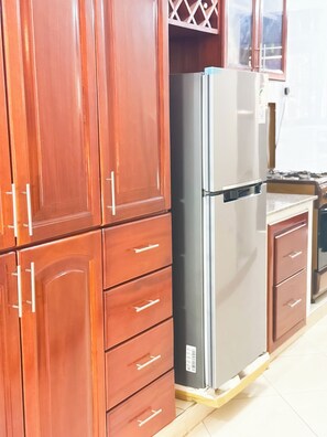 Apartment, Balcony, City View | Private kitchen - Constatia Homes (Kampala)