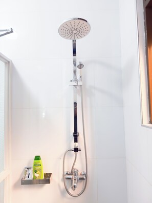 Apartment, Balcony, City View | Bathroom | Slippers - Constatia Homes (Kampala)