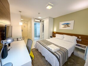 Business Suite | Blackout curtains, iron/ironing board, free WiFi - Hotel Fusion Apart-hotel (Brasília)