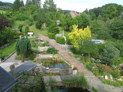 Spacious apartment with terrace, garden, pool, wood-burning stove, sauna, Saxon Switzerland