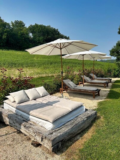 2 gîtes grand confort - Le Barbarens short stays