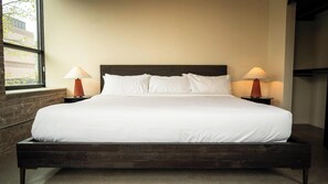 2 bedrooms, iron/ironing board, WiFi, bed sheets - Roami at Century Plaza | 2BR 2BA Loft | sleeps 6 (Minneapolis)