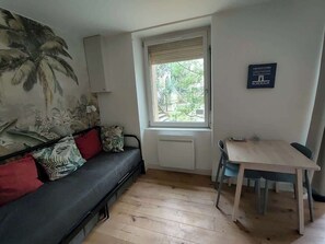 Interior - 1 bedroom apartment historic center Bordeaux (Bordeaux)