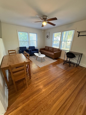 Living area - New & Cozy Durham 2 Bedroom Home A (Durham)
