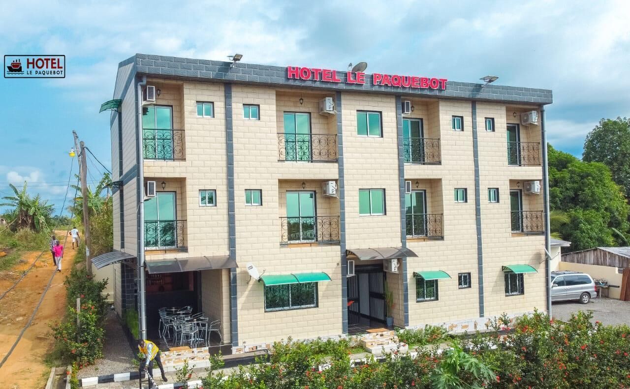 المنشأة من الخارج