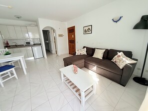 Living area - -MONTORIAN 19- Apartments Lanzarote (Puerto del Carmen)