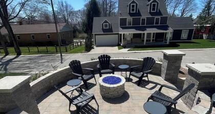 NEW! The Frankfort Beach Retreat- Gorgeous, Dog-Friendly, and Great Location! Includes Hot Tub and Advanced Central Air Conditioning System! 5 Kayaks and a Paddleboard Included! Perfect Family Getaway!