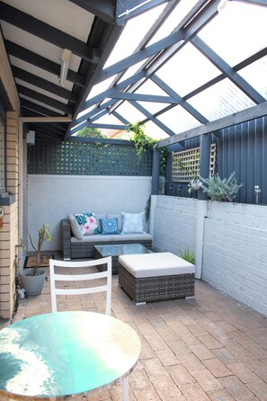 Terrace/patio - Family Friendly Coastal Oasis (Scarborough)